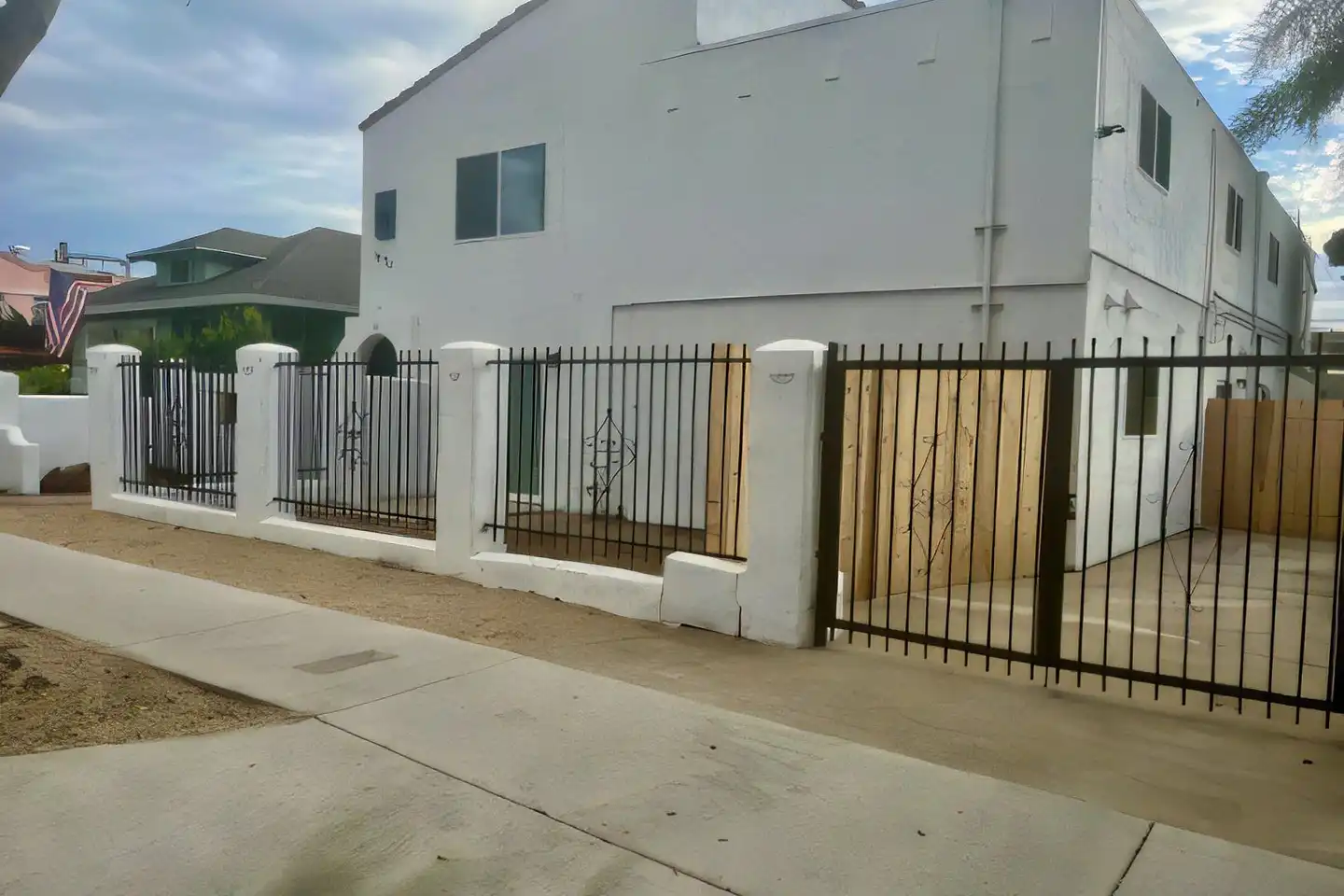 1875 Julian Ave