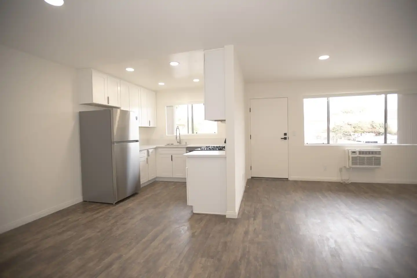 3560 James Cir unit 8