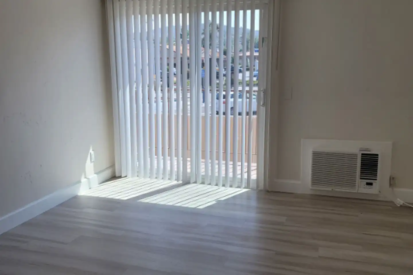 9644 Winter Gdns Blvd unit 01 photo 3