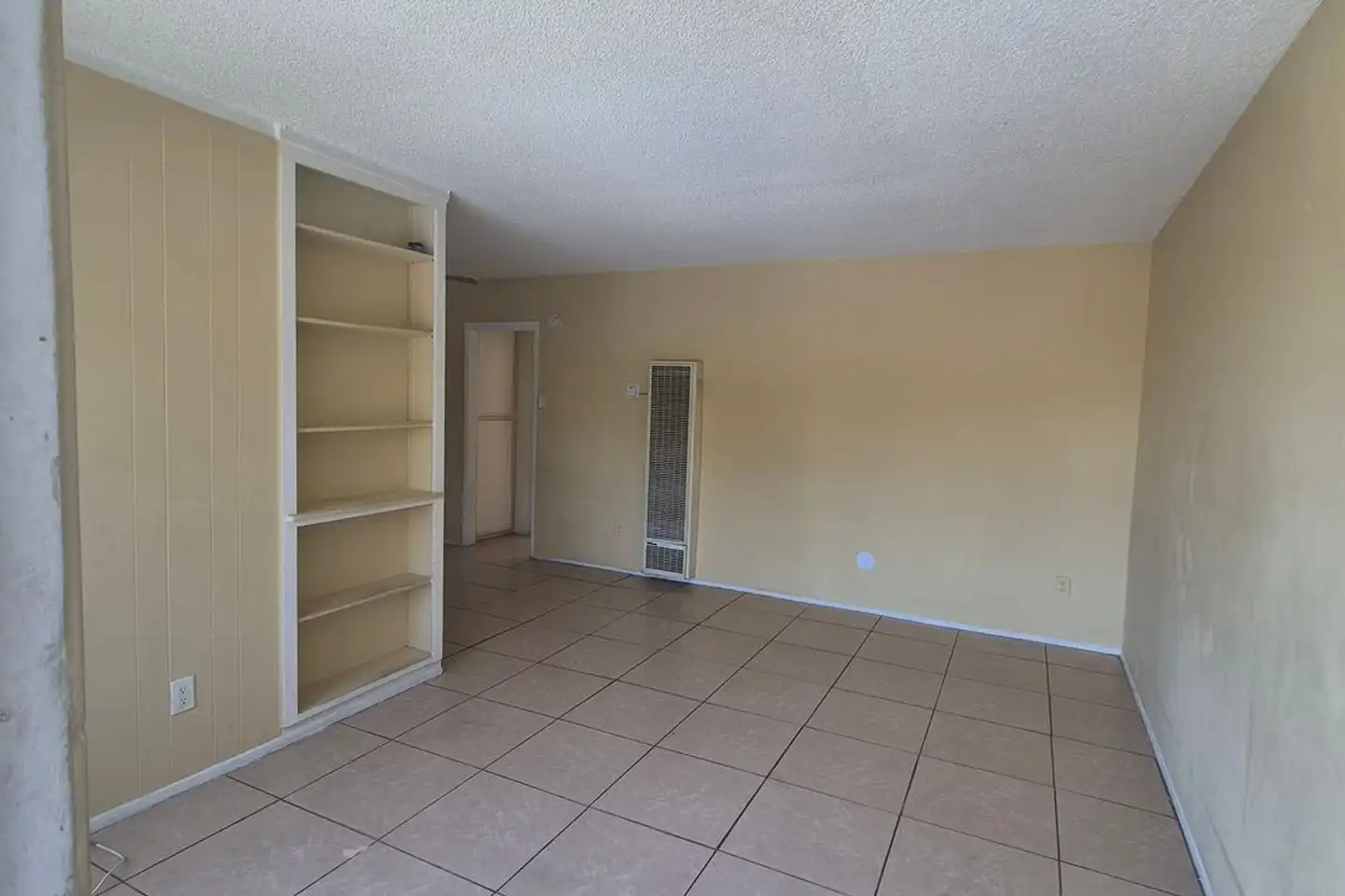 4251 Marlborough Avenue photo 4