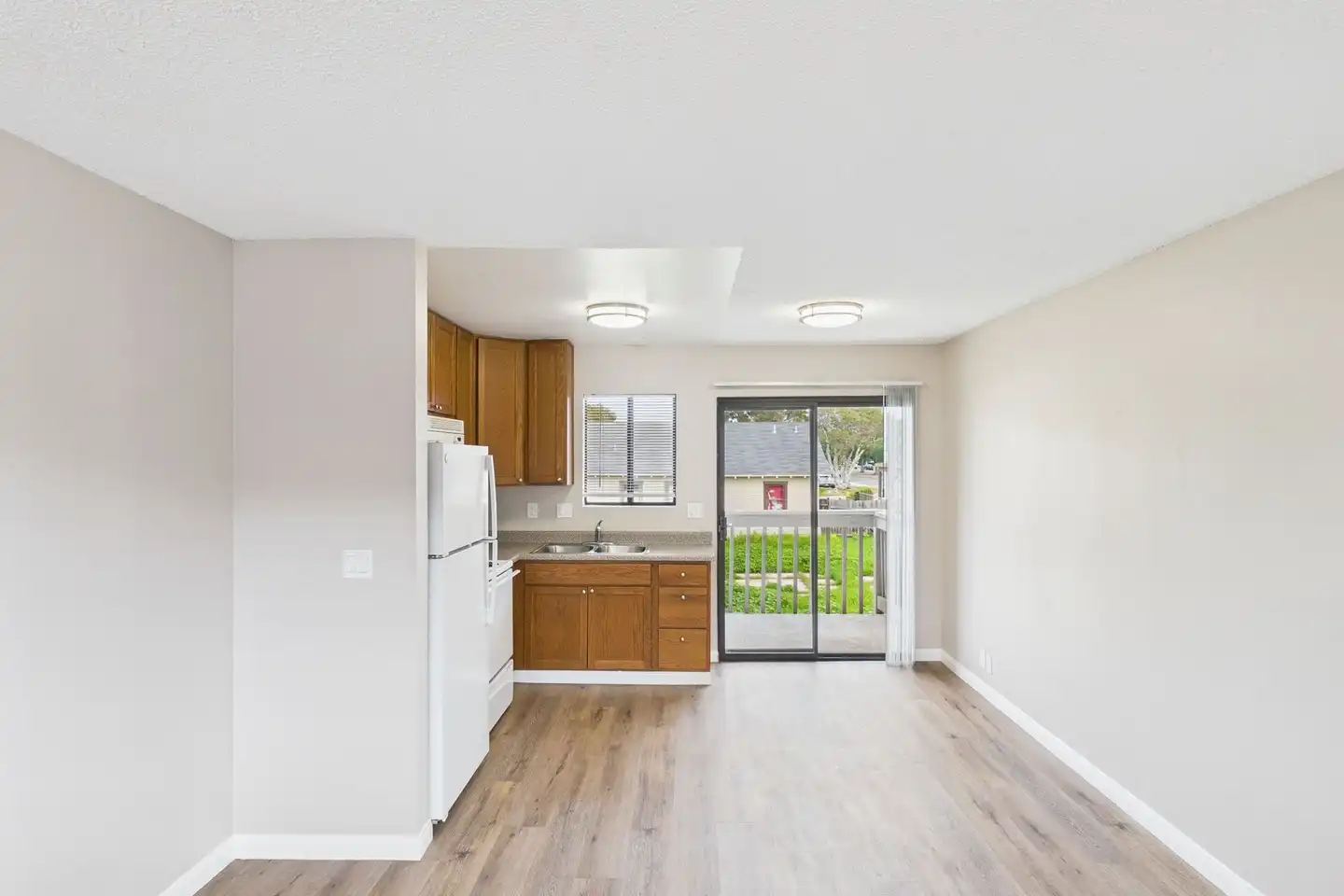 415 Park Way unit Unit G photo 2