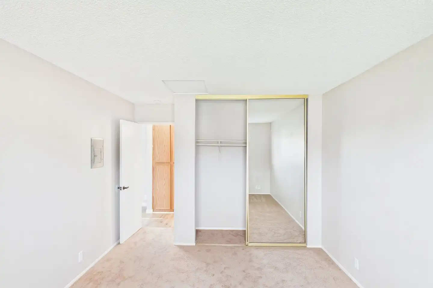 415 Park Way unit Unit G photo 4