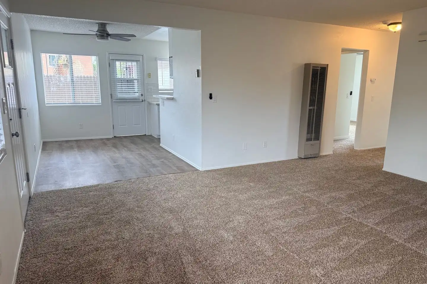 11 Oxford St unit 11-A photo 2