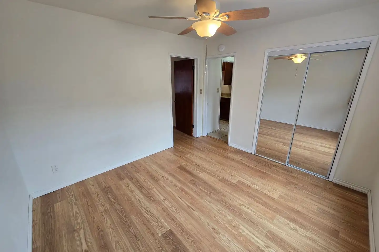 3710 First Ave. unit 3712 photo 5