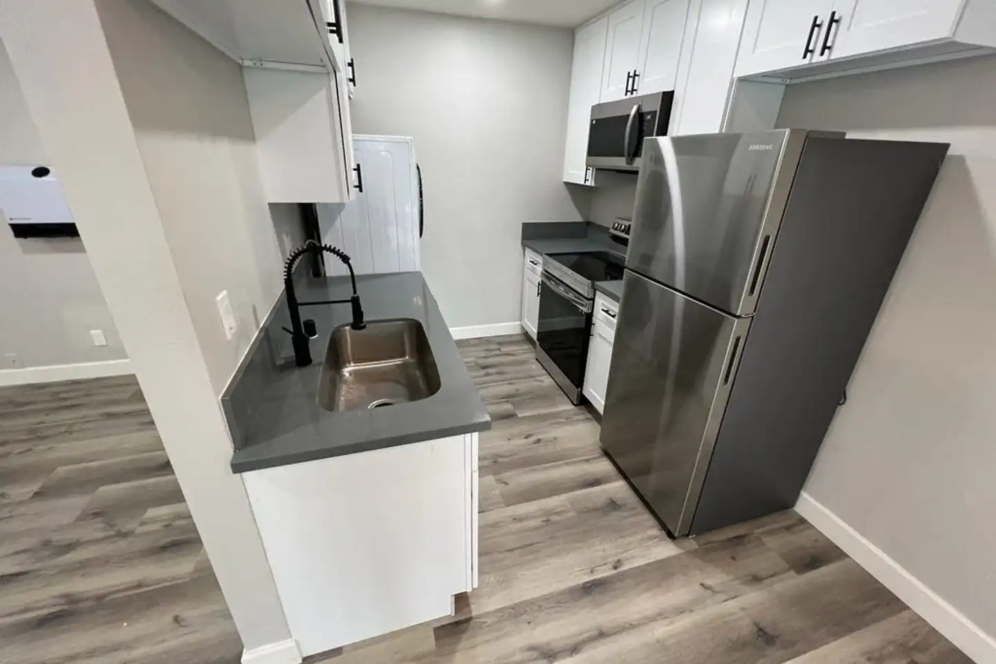 2120 Mission Ave unit #5