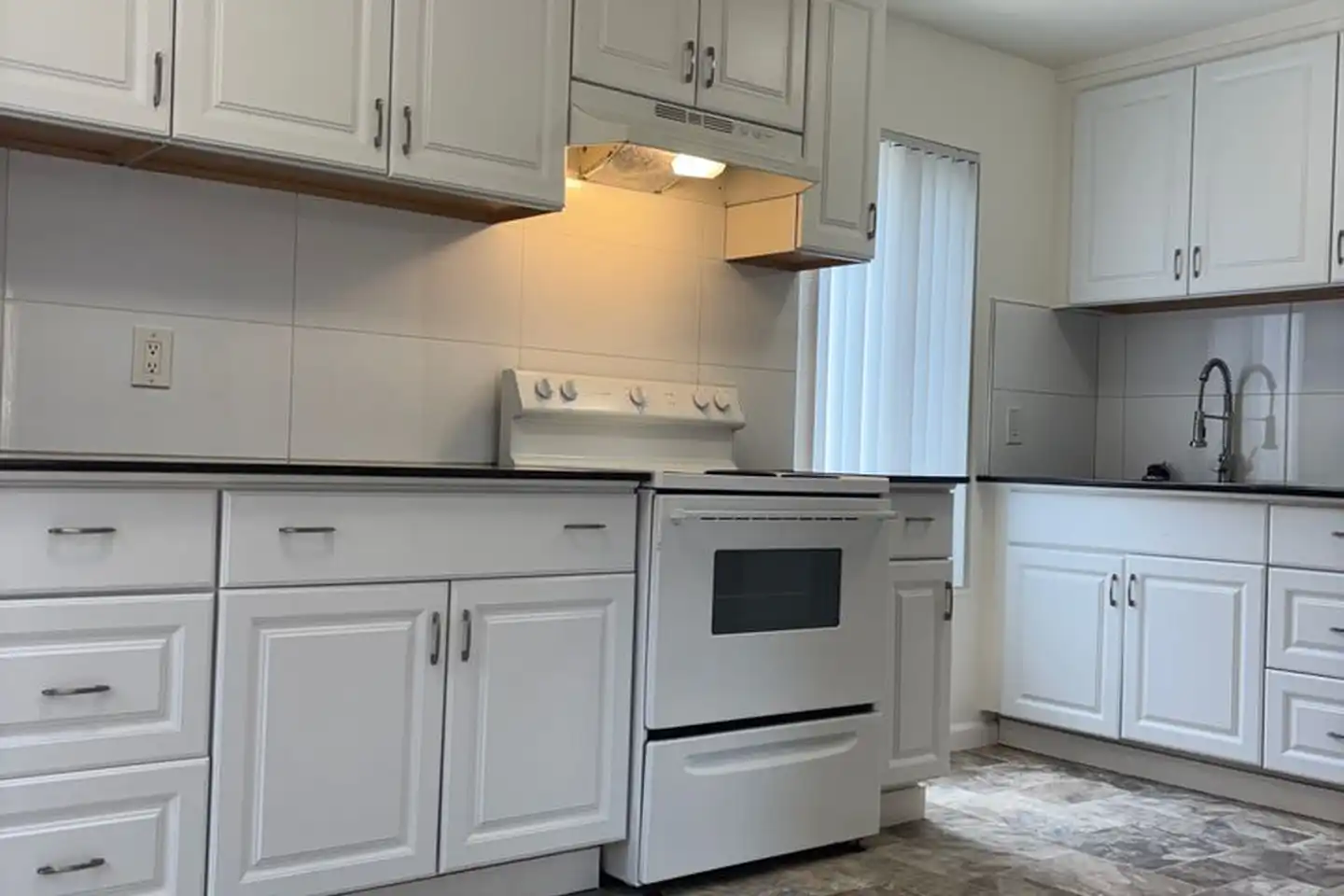 8230 Lemon Grove Way unit 18 photo 4