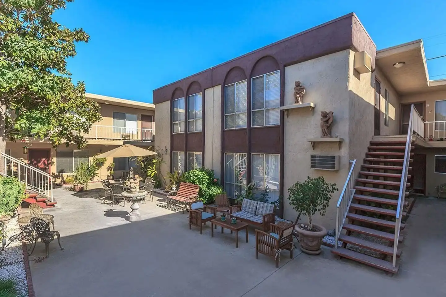 4055 Arizona St unit 10