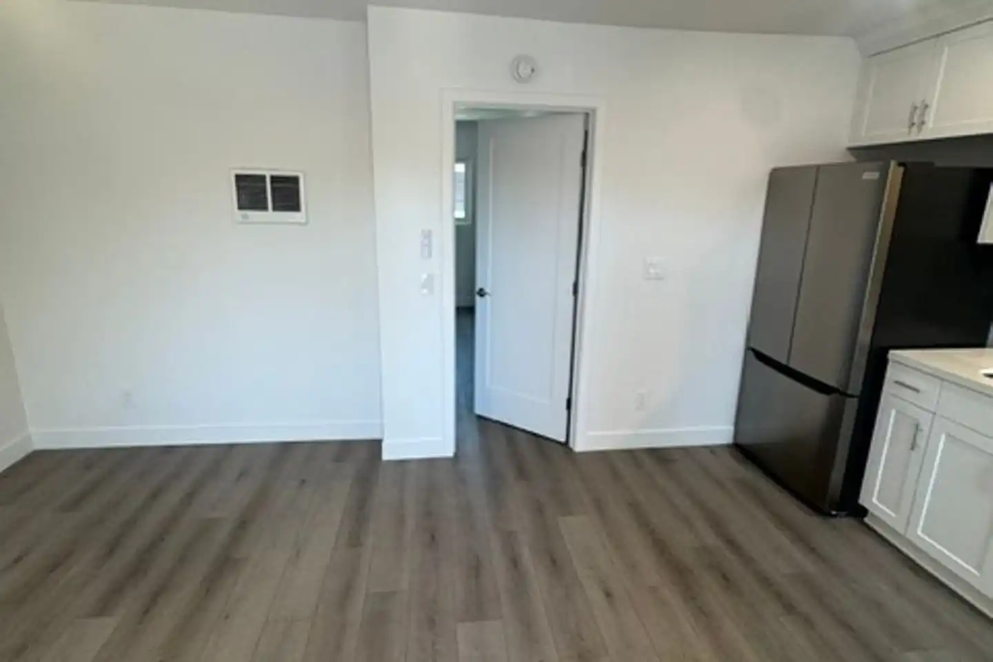 3526 Park Blvd unit 6B photo 3