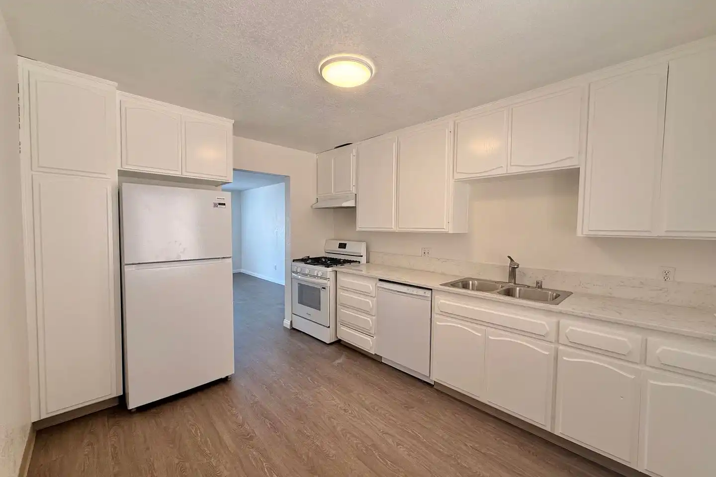 4522 Park Blvd unit H