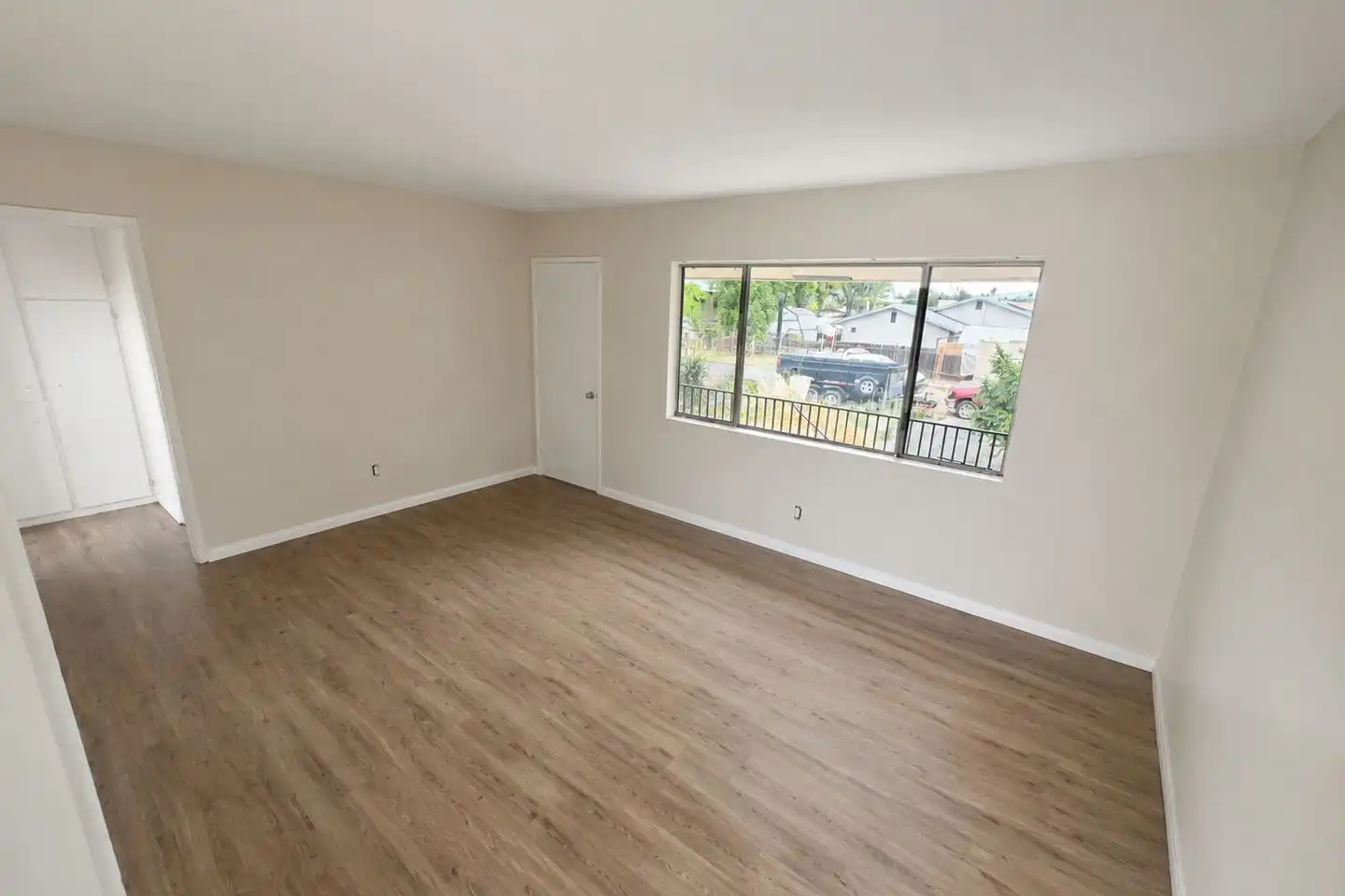 7448 Pacific Ave unit 7448C photo 3