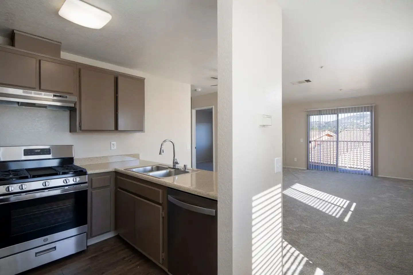 1212 Calle Jules unit 16