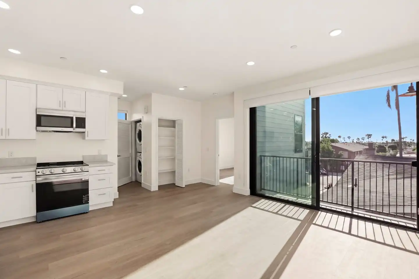 4649 Arizona St unit Unit 201 photo 2