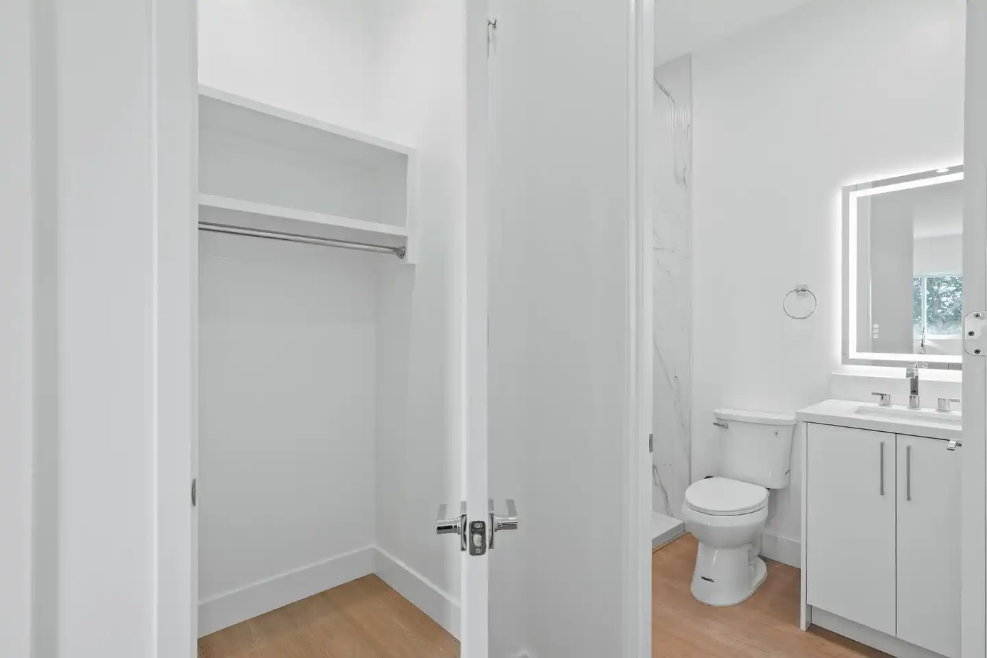 1722 Burton St unit 1730-2 photo 4