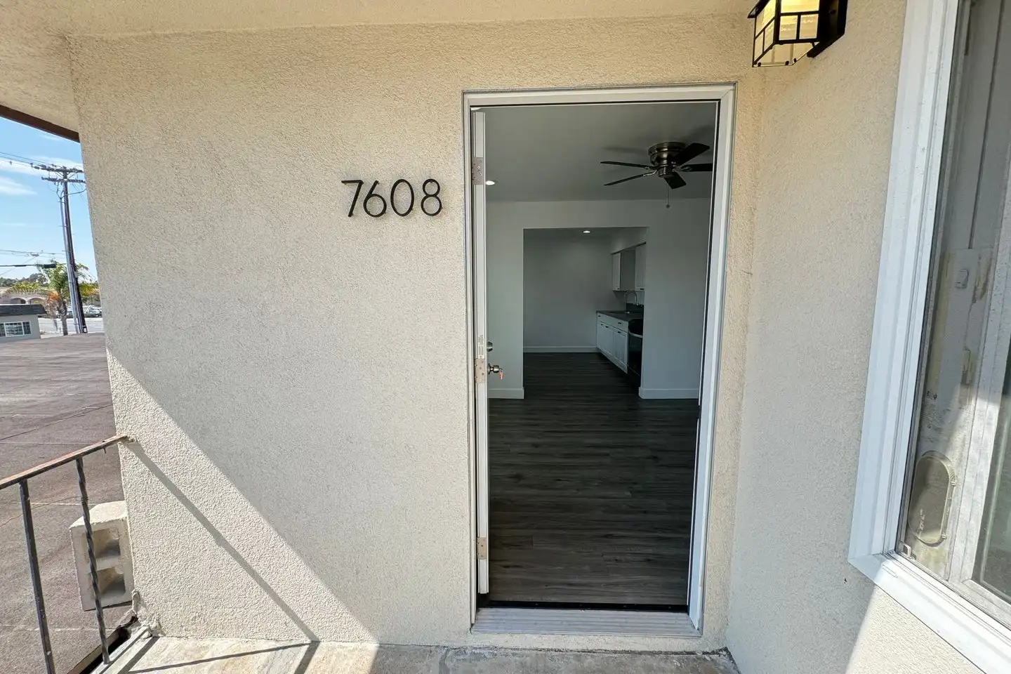 7602 Pacific Ave unit 7608 Pacific Avenue photo 2