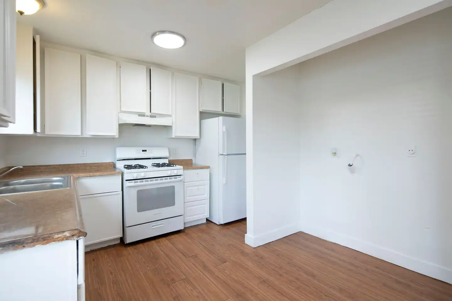 3845-59 50th St unit 06 photo 4