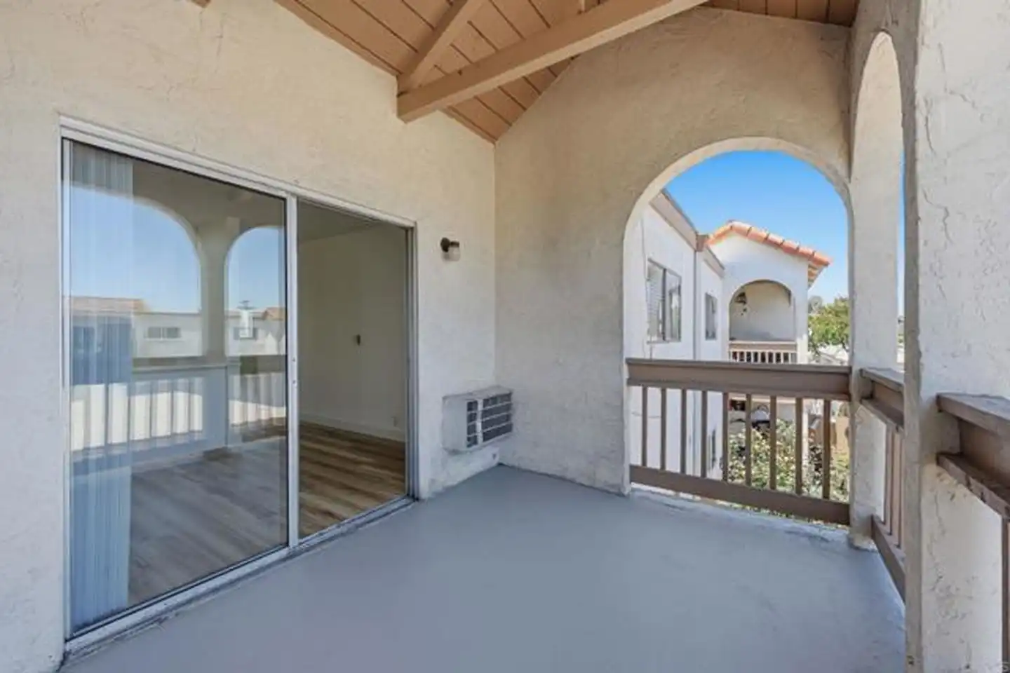 204 Candice Pl photo 3
