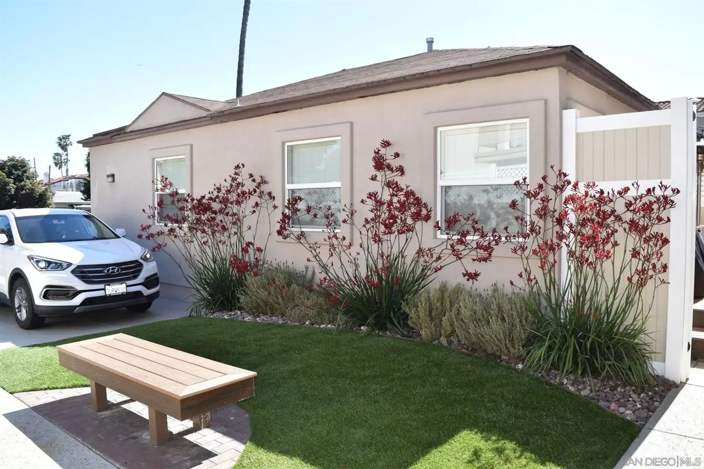 1352 Hornblend St unit 1354 Hornblend Street #A photo 4