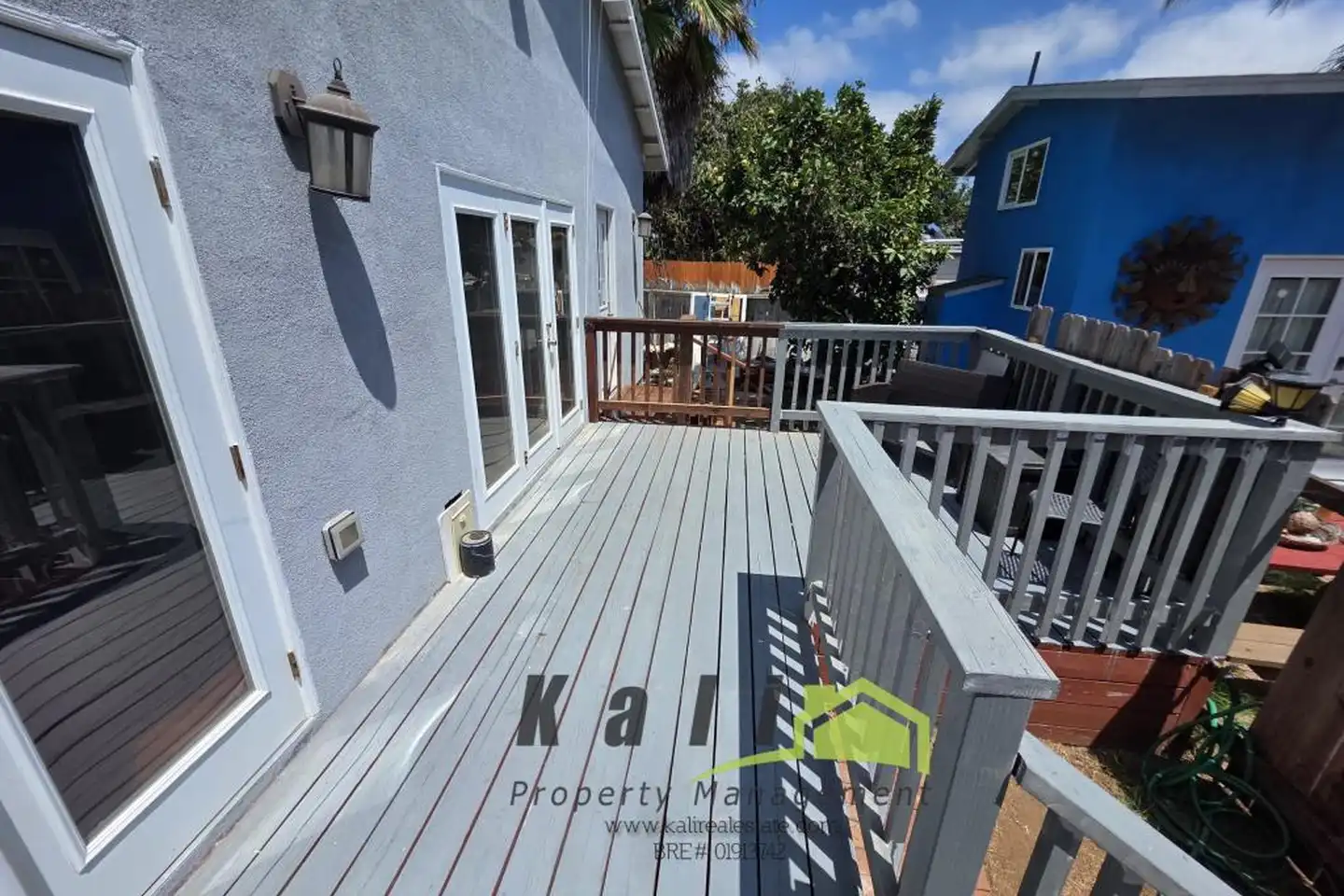 536 Davidson St photo 2