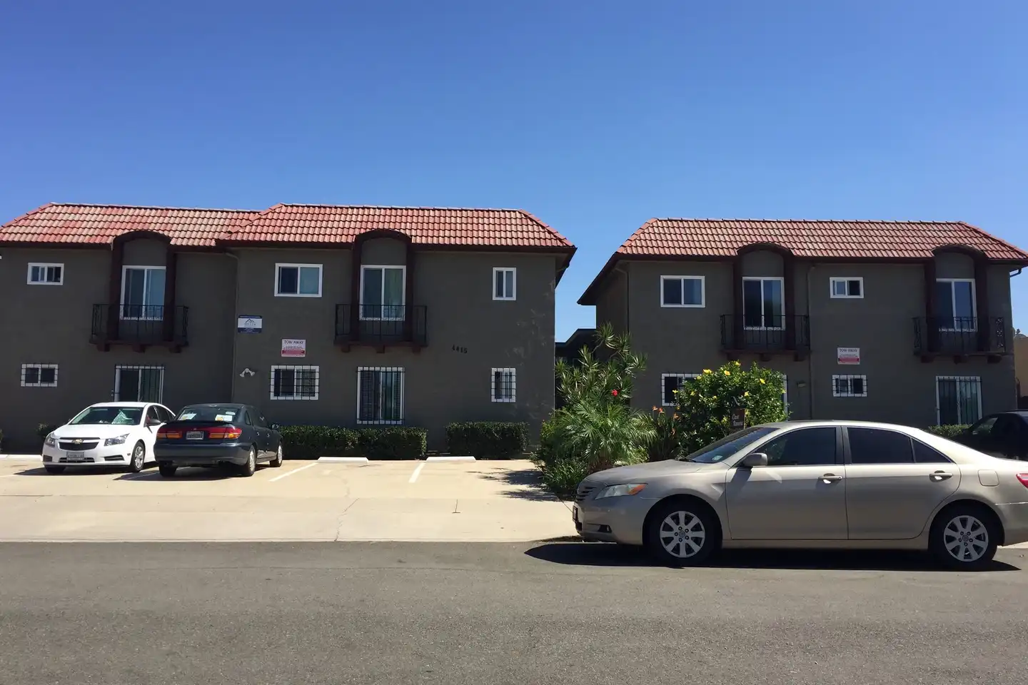 4415 Hamilton St photo 2
