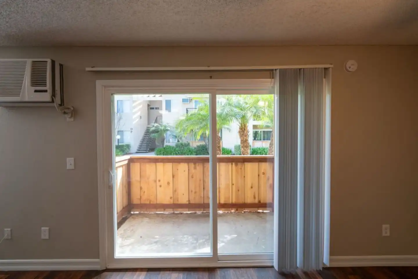 1477 Broadway unit M photo 2