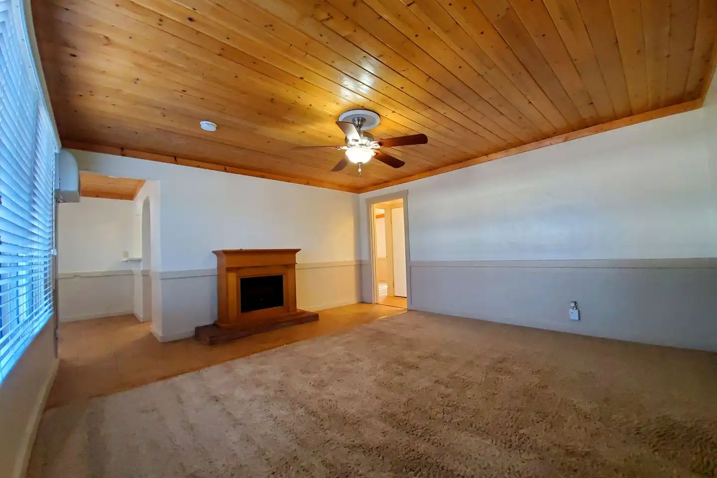 1043 S Sunshine Ave unit 24 photo 4