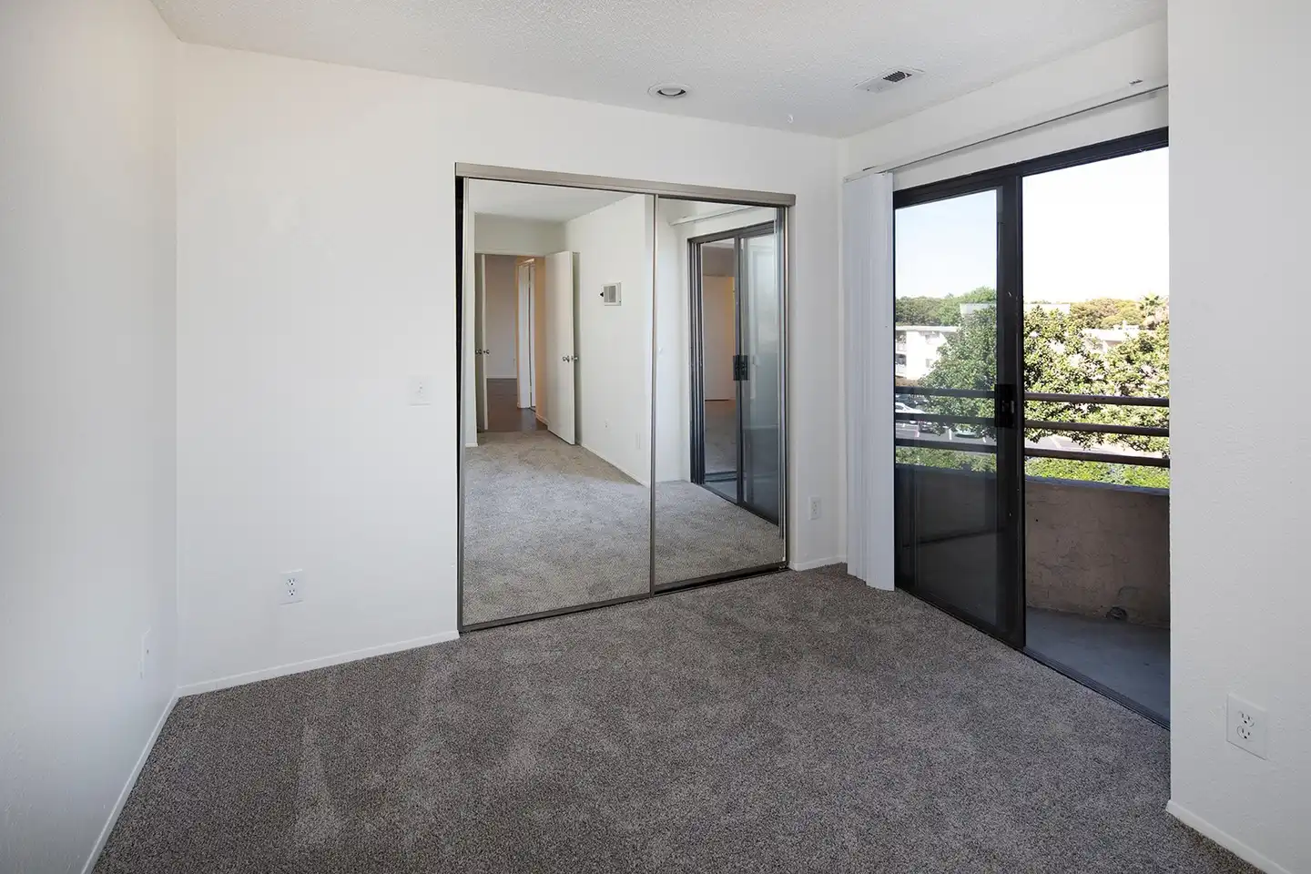 4457 Temecula St unit 206 photo 5