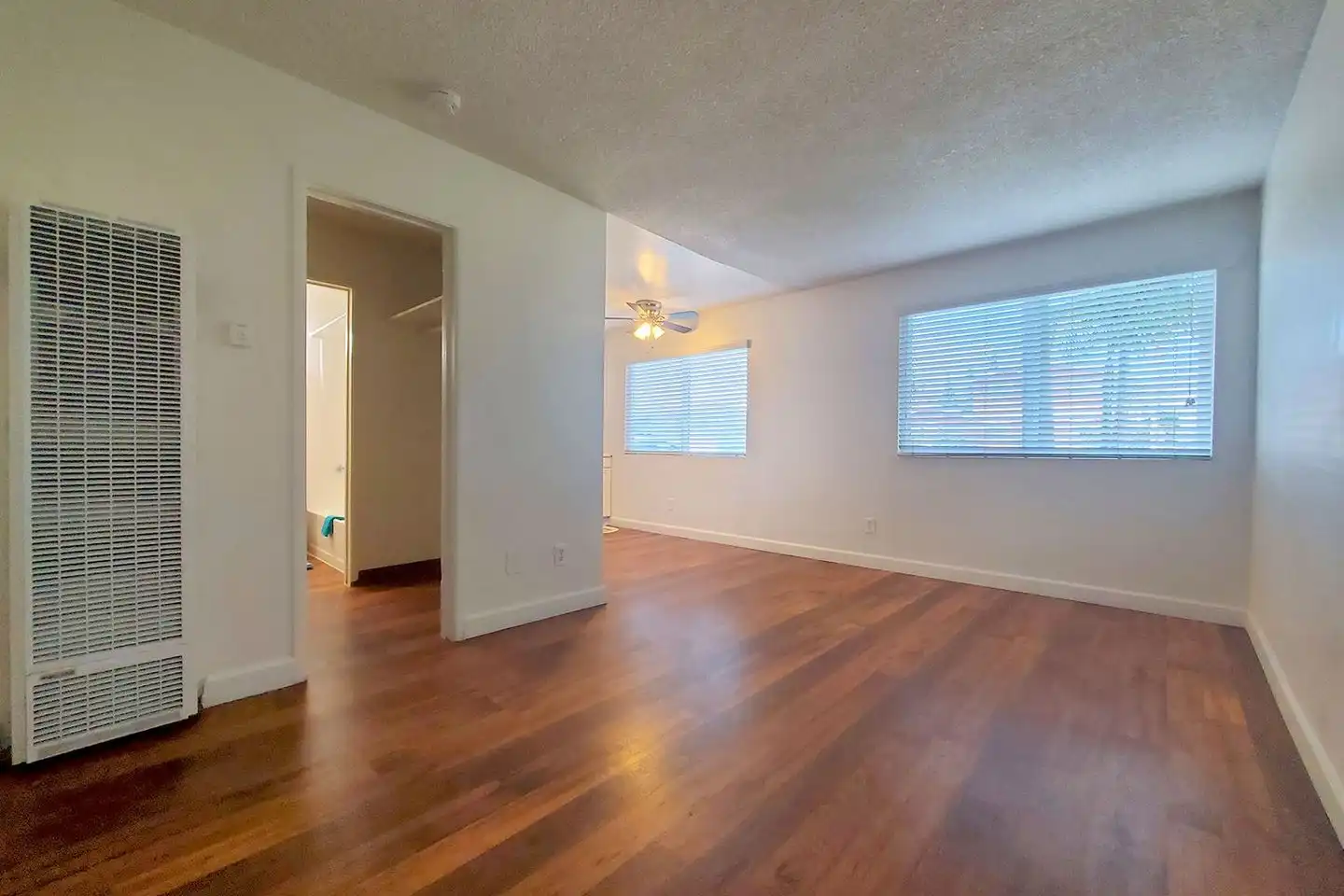 4135 Ingraham St unit 24