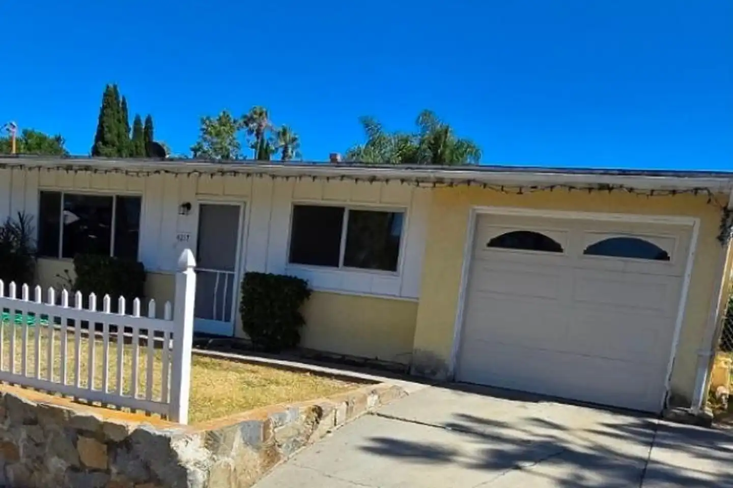 4217 Thomas St photo 3