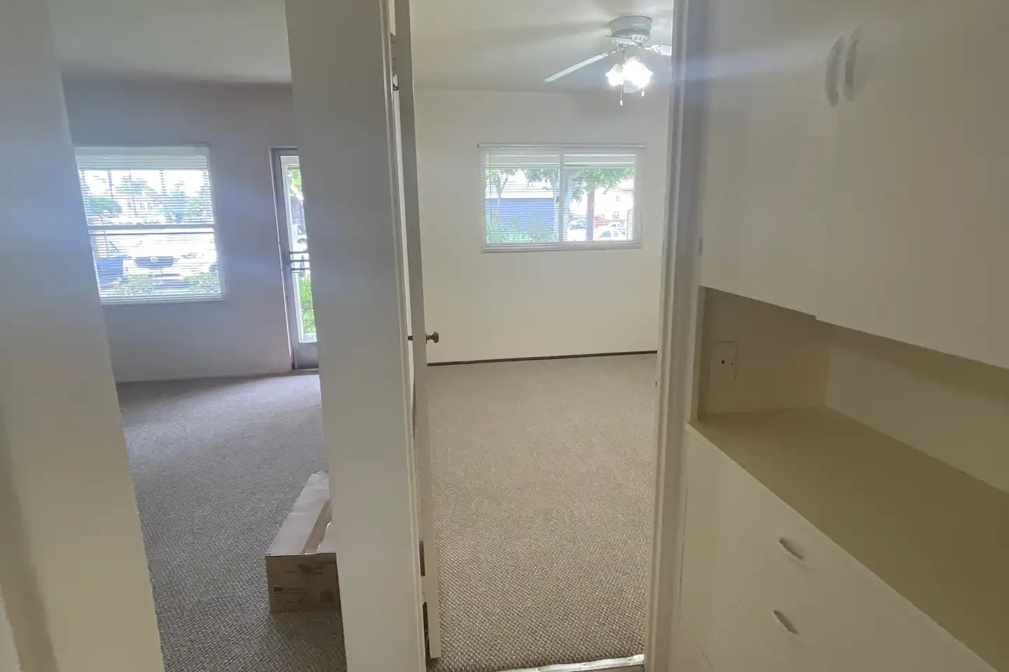 1673 Grand Ave photo 4