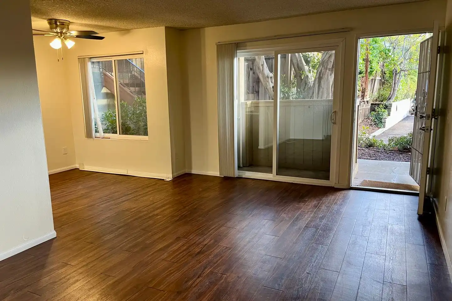 2030 Cypress Ave. unit 20 photo 4