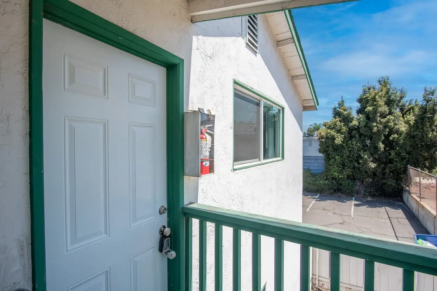 320 G St unit #3 photo 2
