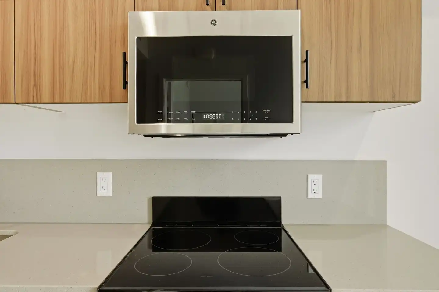 3180 Imperial Ave unit Unit 201 photo 2