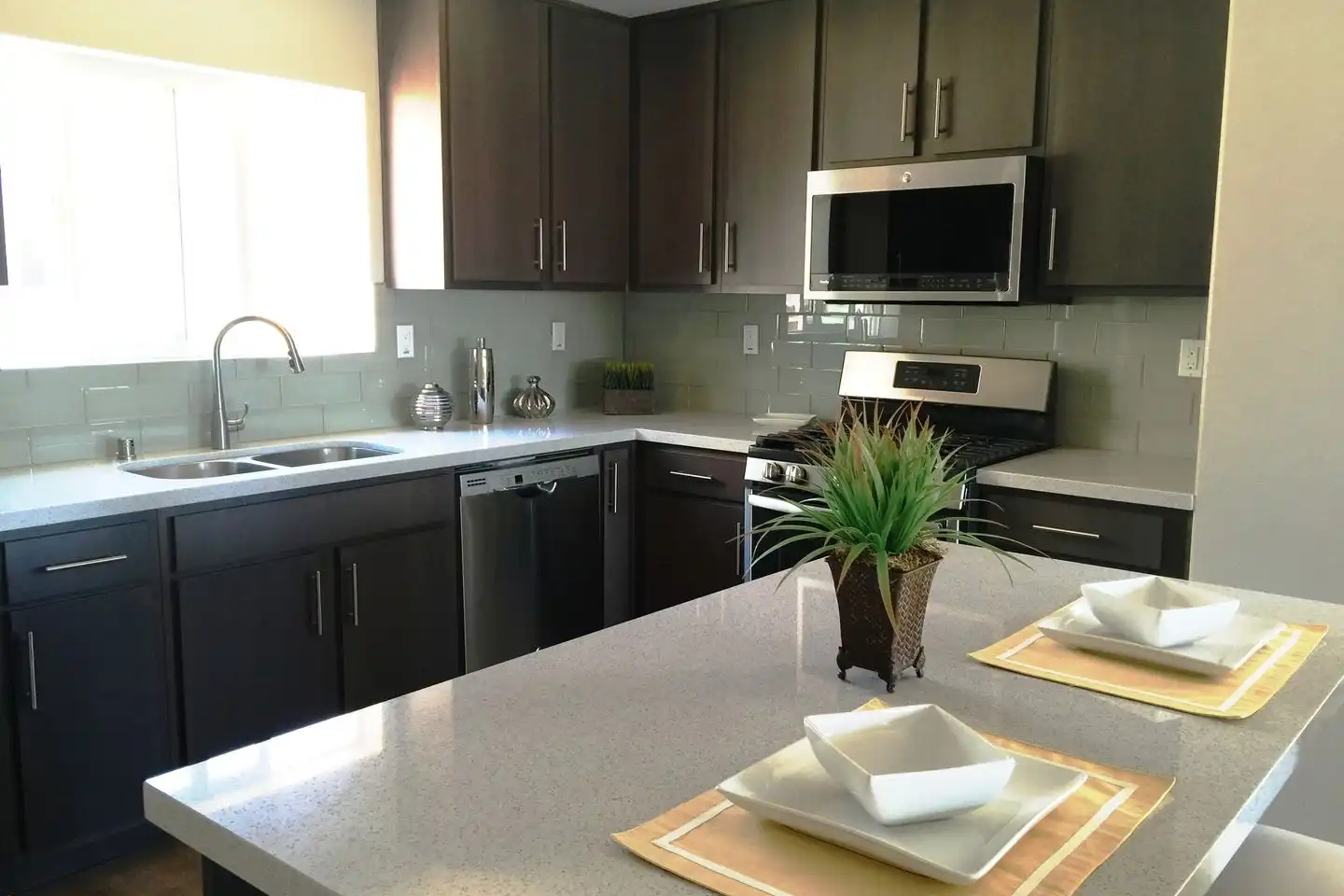 1636 Grand Ave unit 1656 photo 3