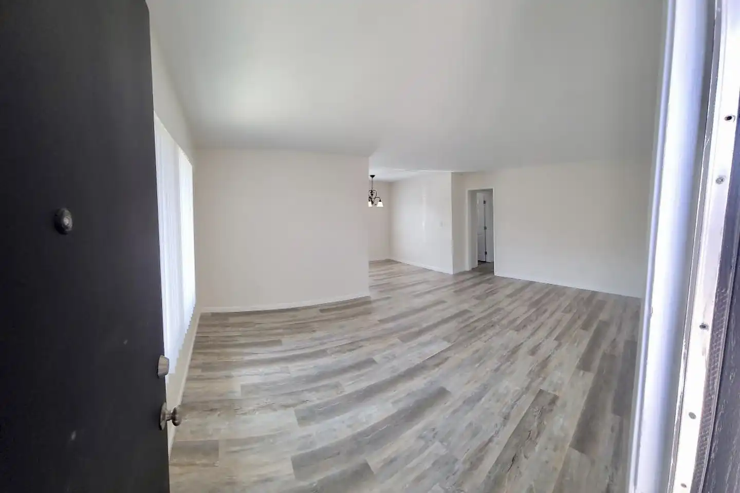 4653-3 Bancroft St photo 5