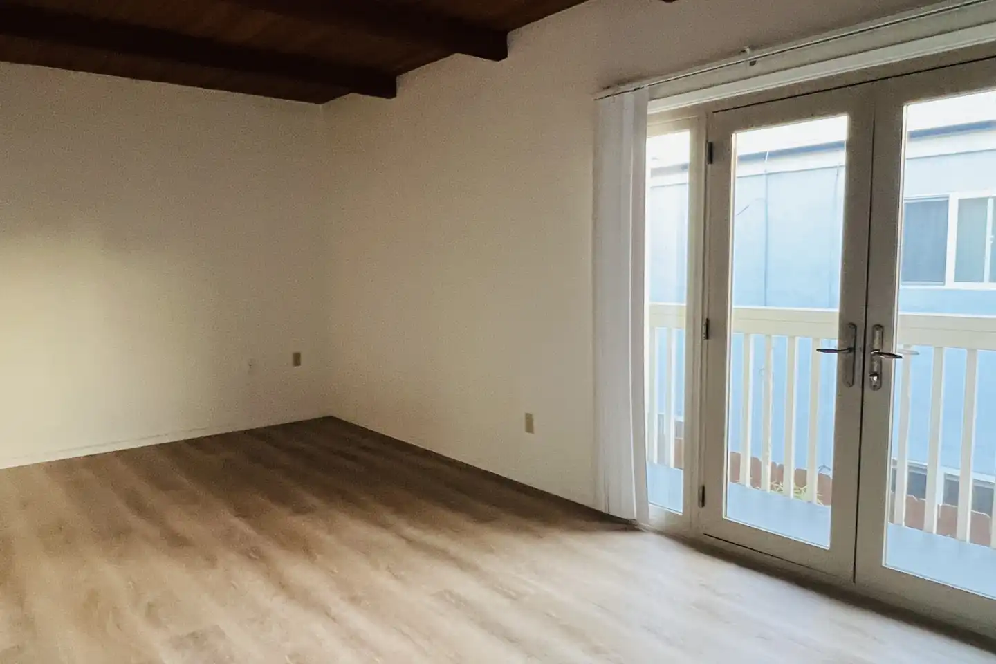 349 Playa Del Sur St photo 2