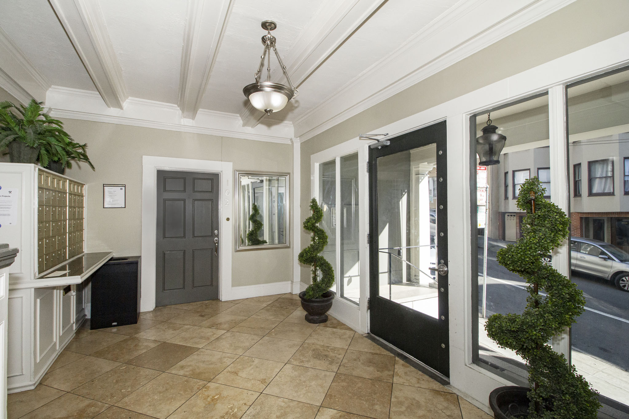 1474 Sacramento photo 3