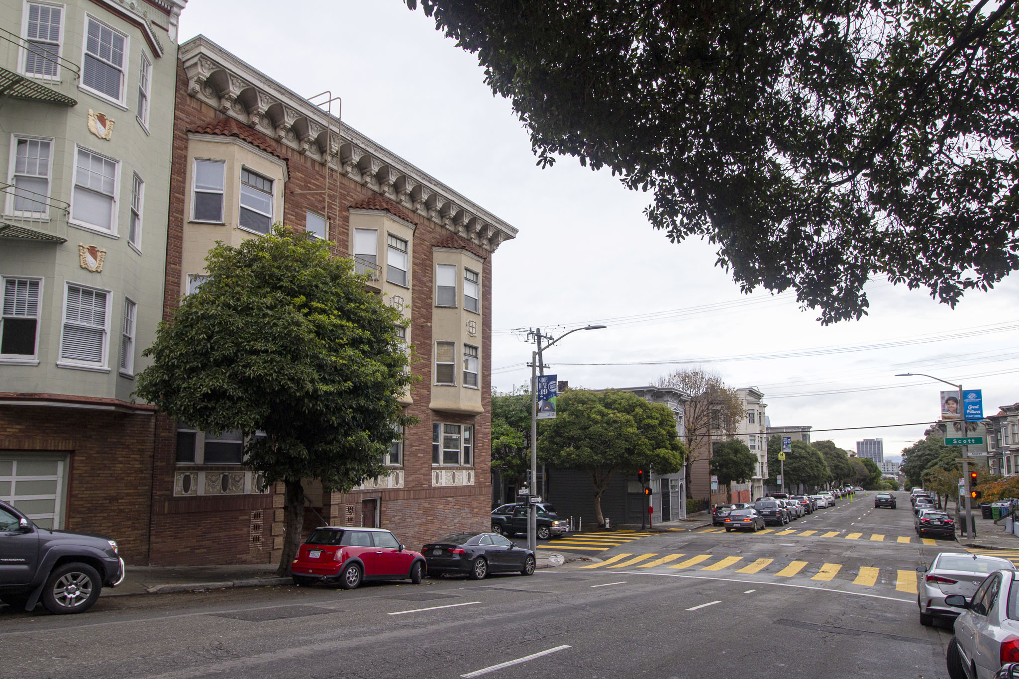 1610 Golden Gate photo 5