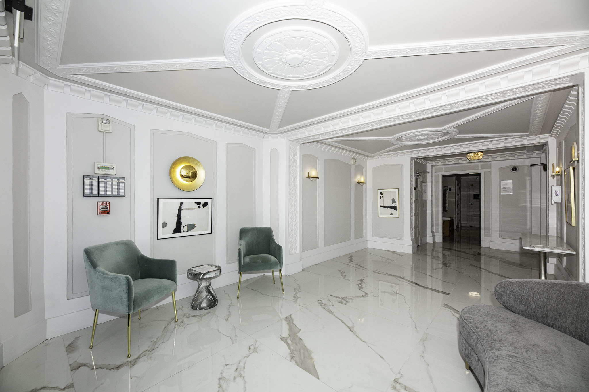 2275 Broadway photo 4