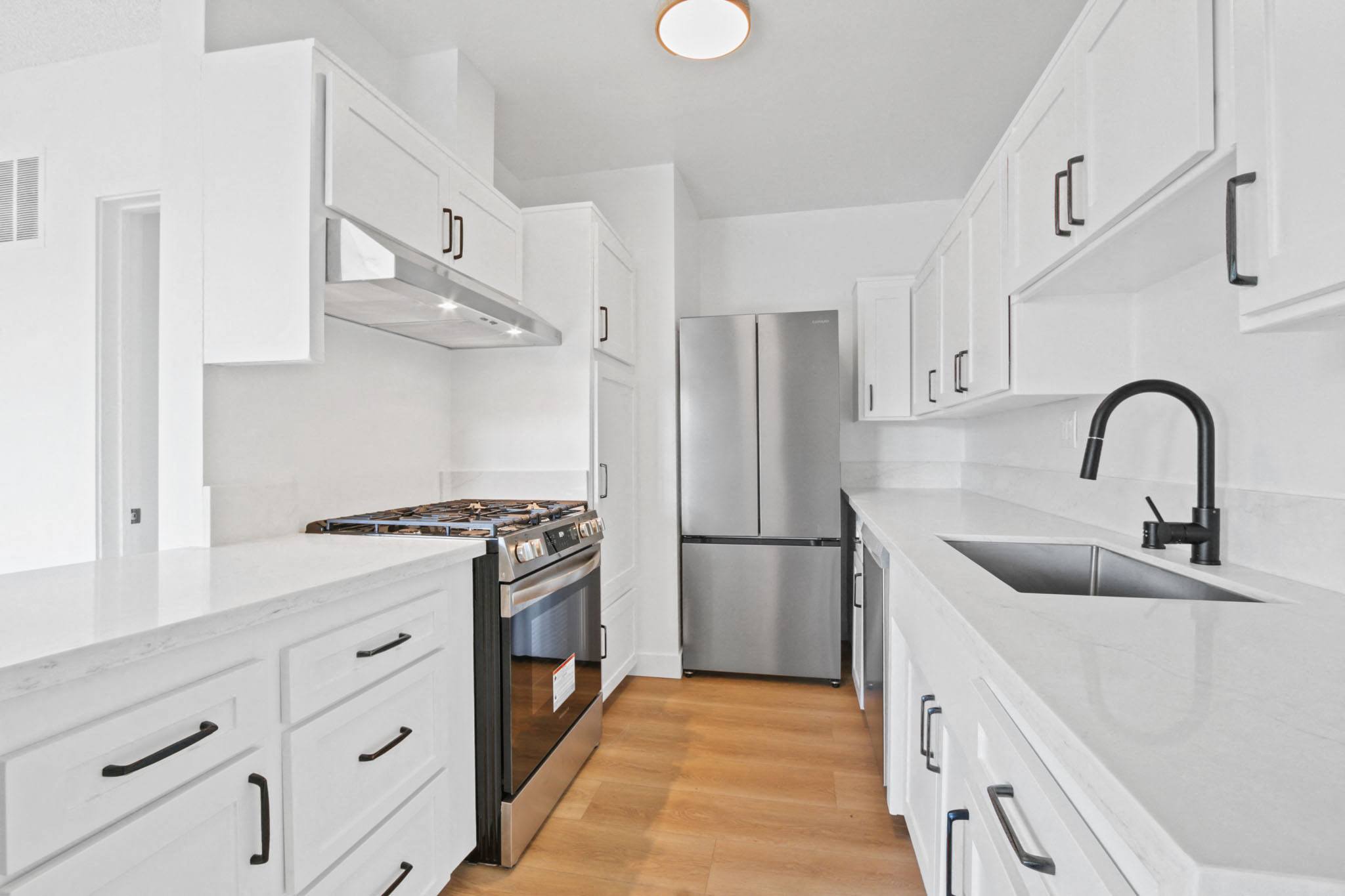 401 Washington photo 4