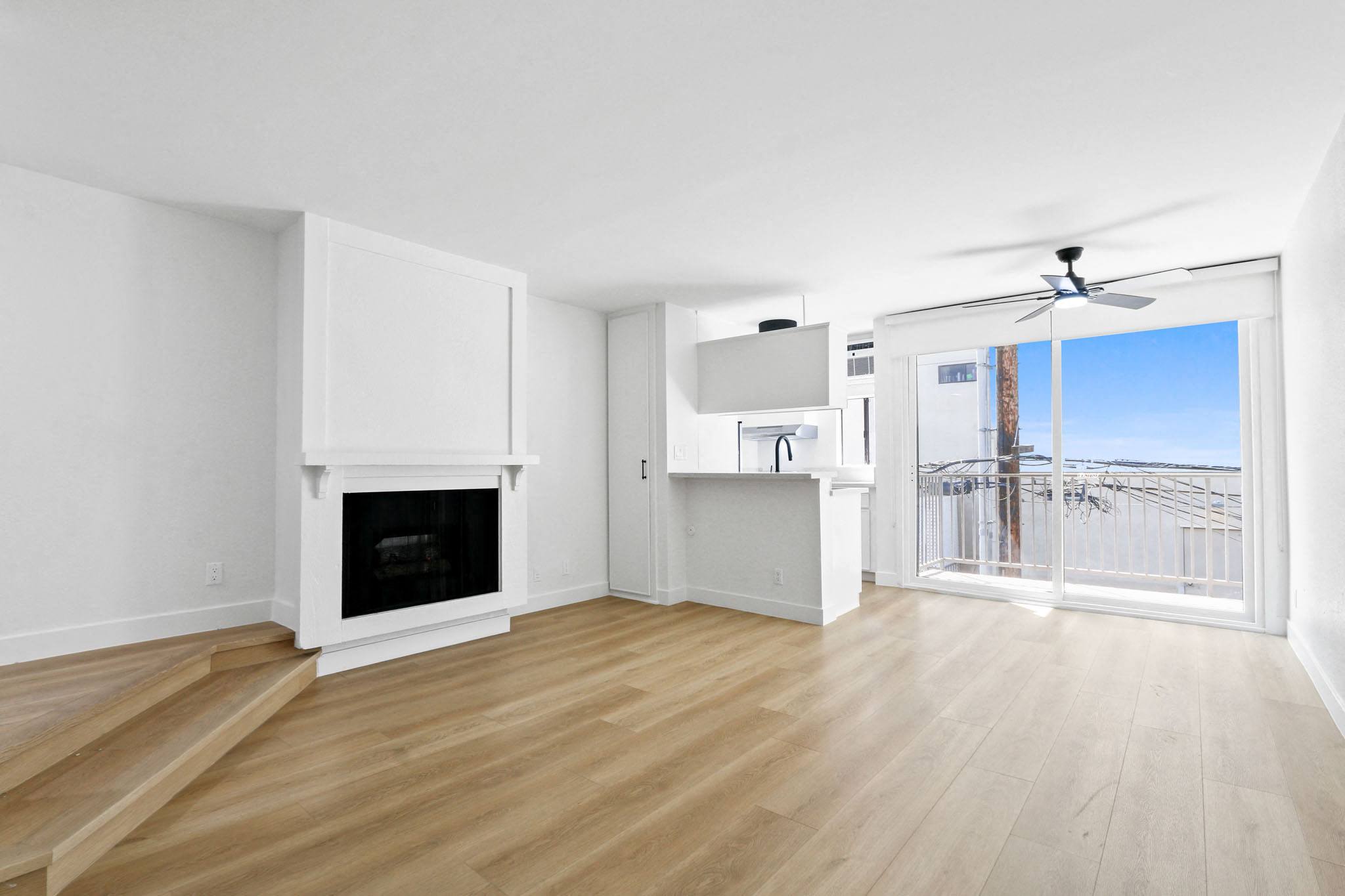 727 Westbourne photo 3
