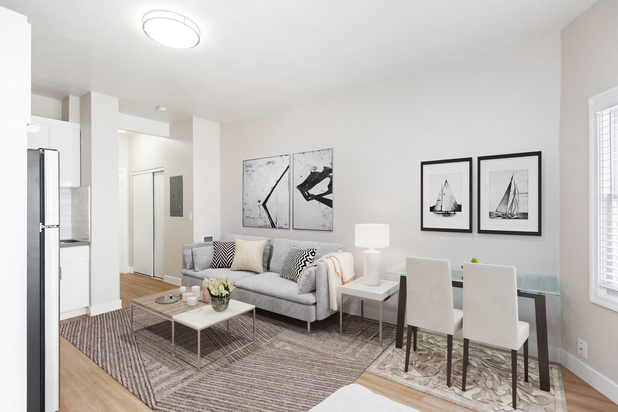 77 GLEN Apartments photo 4