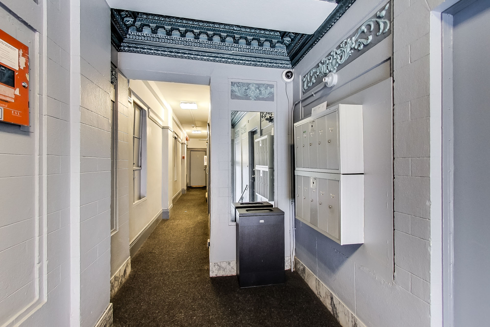 816 GEARY Apartments photo 3