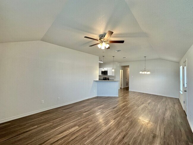 1837 Clovis Dr Copperas Cove, TX 76522 photo 3