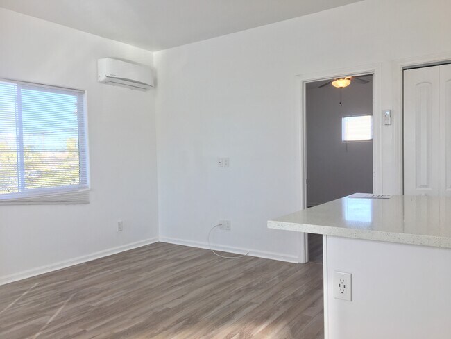 3058 Logan Ave San Diego, CA 92113 photo 3
