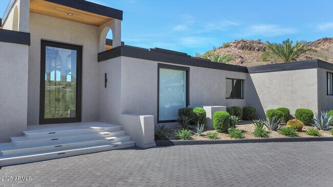 Rates Vary: photo 3