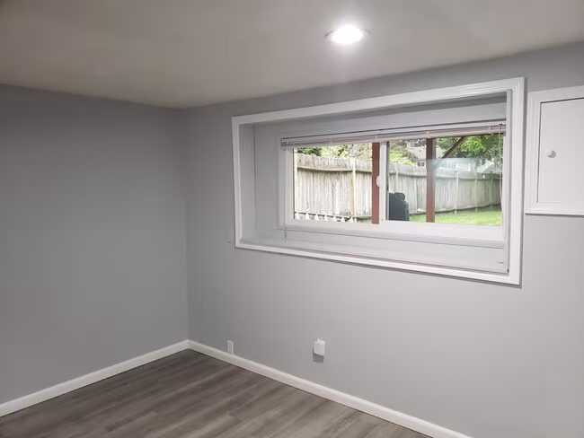 6109 Northeast 204th Street, Kenmore, WA 98028 photo 3