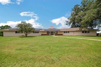 520 Double Eagle Rnch Dr Cedar Creek, TX 78612 photo 3