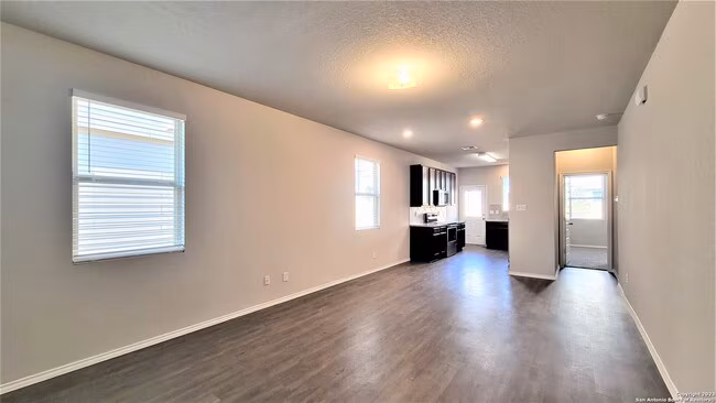 10522 Green Rock Dr San Antonio, TX 78223 photo 2