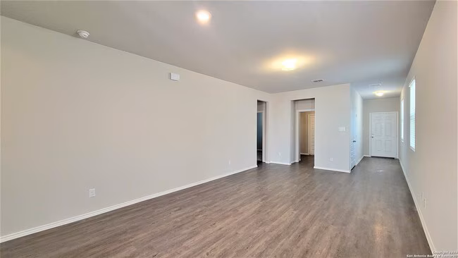 10522 Green Rock Dr San Antonio, TX 78223 photo 3