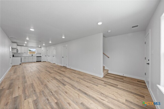 820 S 24th St Temple, TX 76501 photo 2
